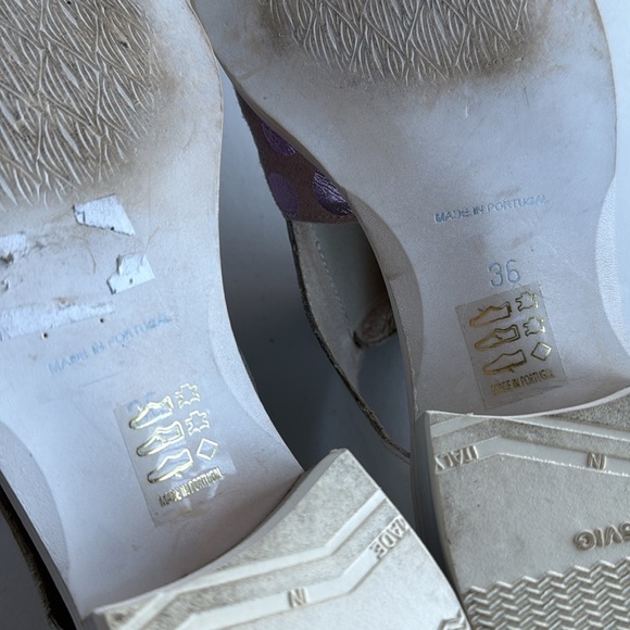 Unity in Diversity White and Gold Loafers with Unique Side Cut-Out Design - Picture 12 of 15